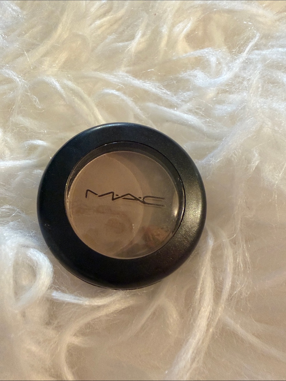 MAC Cosmetics Single Eyeshadow in Warm Taupe Brown